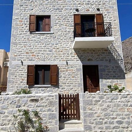 耶罗里明Παραδοσιακός Πύργος别墅 外观 照片