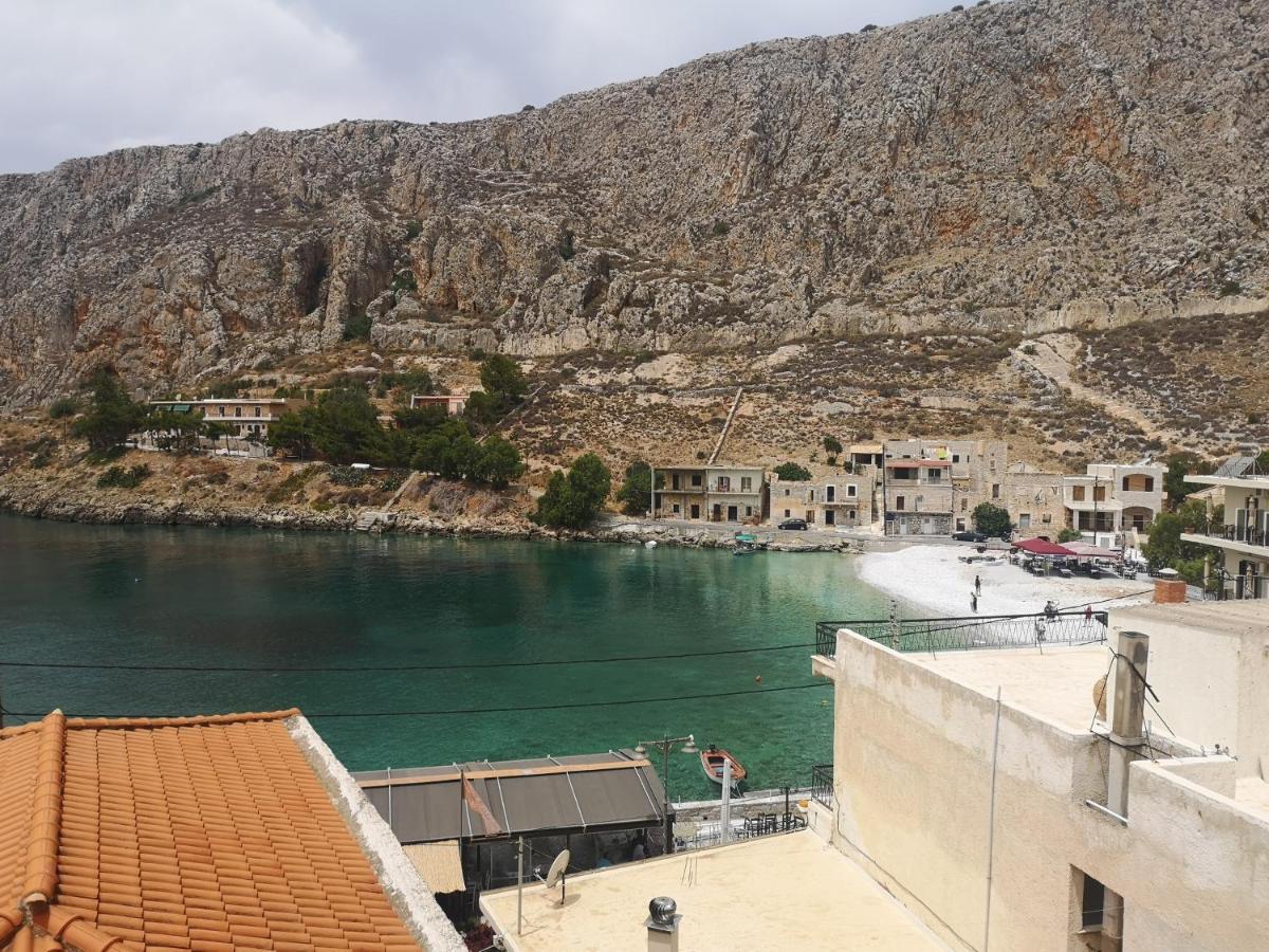 耶罗里明Παραδοσιακός Πύργος别墅 外观 照片